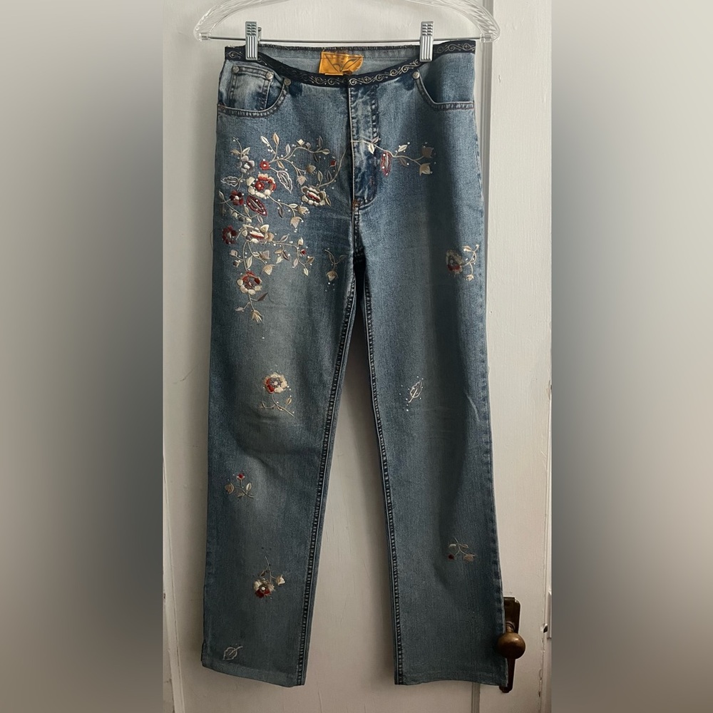 ✨HOST PIC✨ anè 4 Beautiful Embellished Jeans - Picture 1 of 13